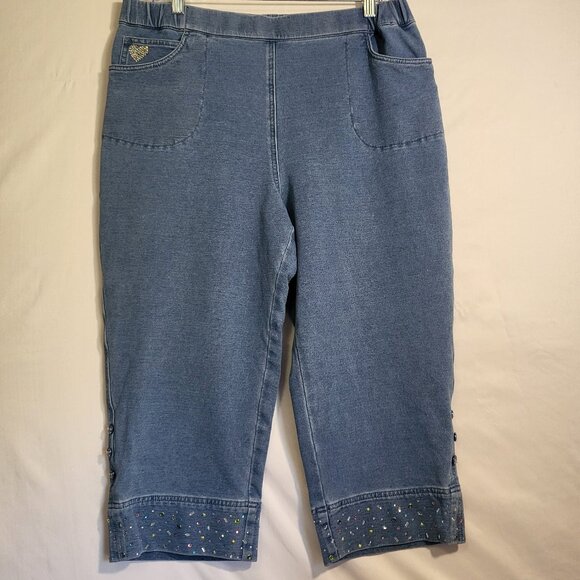 Quacker Factory Pants - Dream Jeannes by Quacker Factory Woman's Pull On Capris Size Large Light Blue